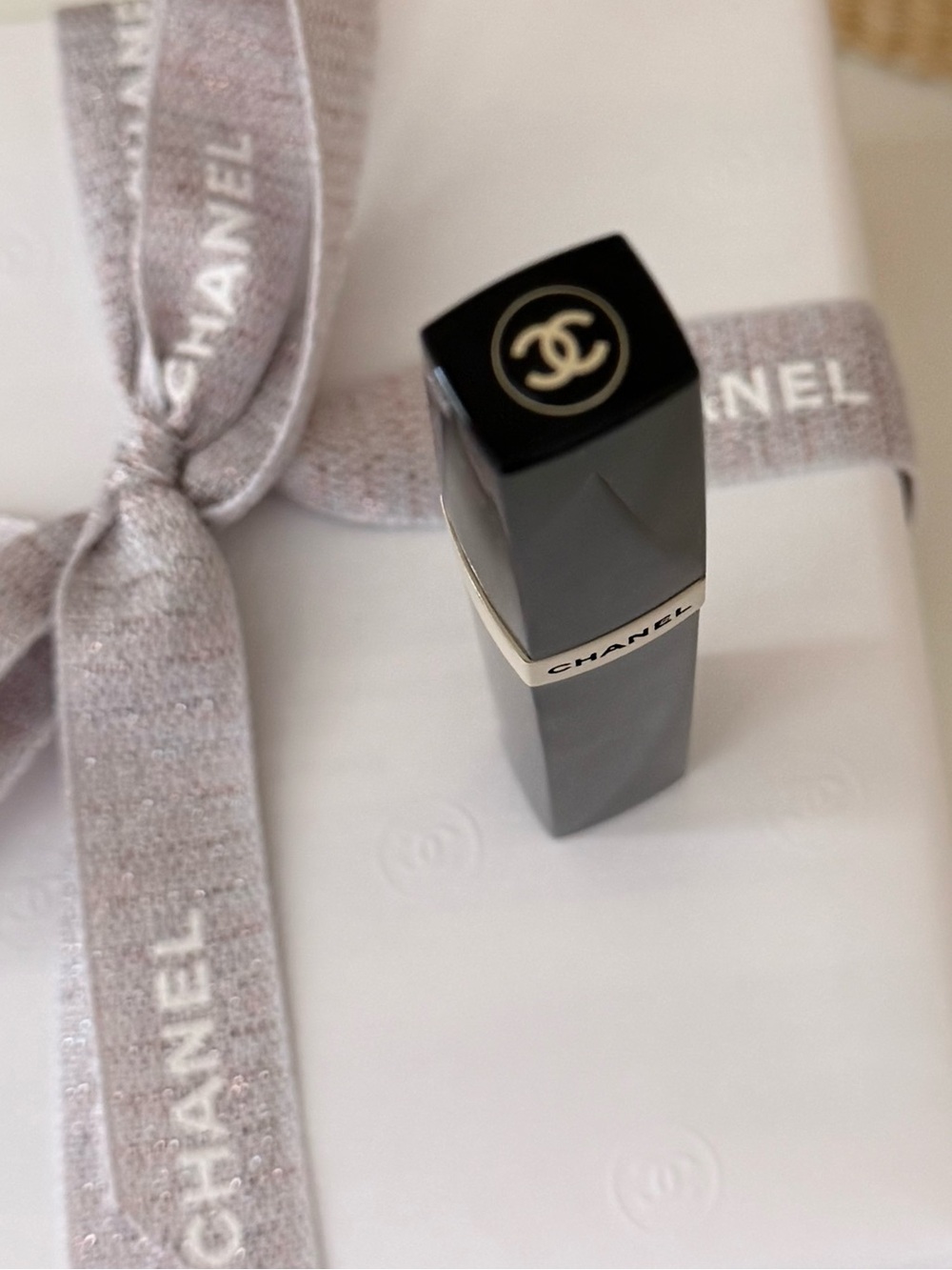 NEW Chanel Les Beiges Mascara, Black - Picture 4 of 5